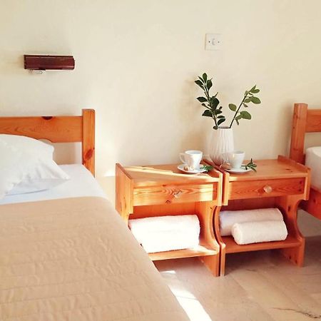 Innjoy Space Glyfada  Luaran gambar