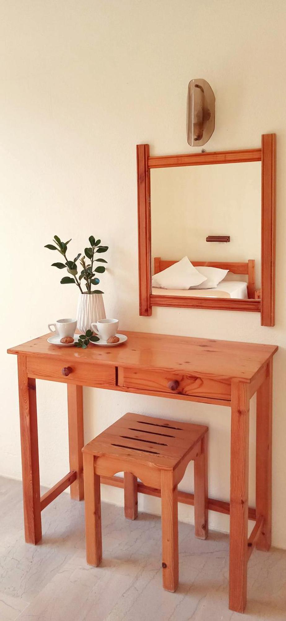 Innjoy Space Glyfada  Luaran gambar