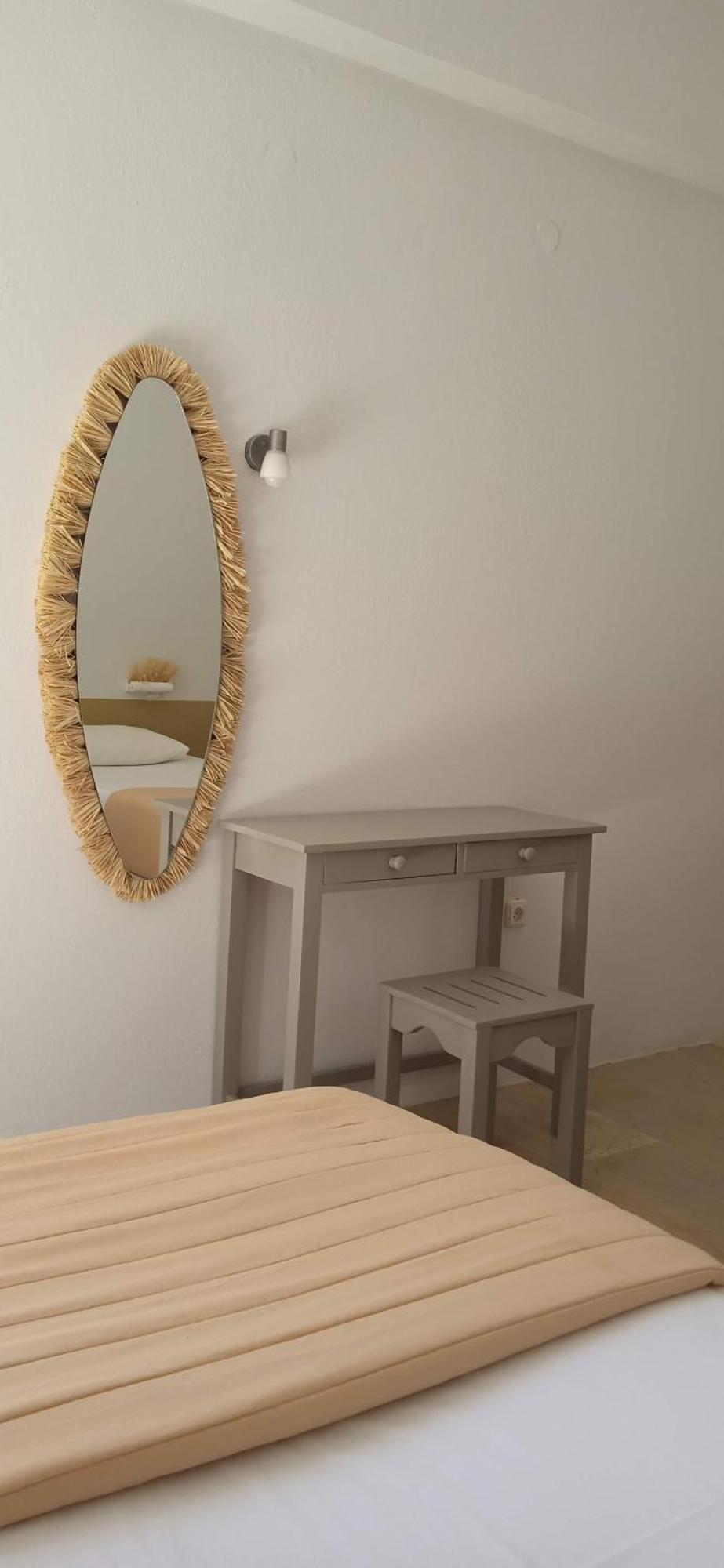Innjoy Space Glyfada  Bilik gambar