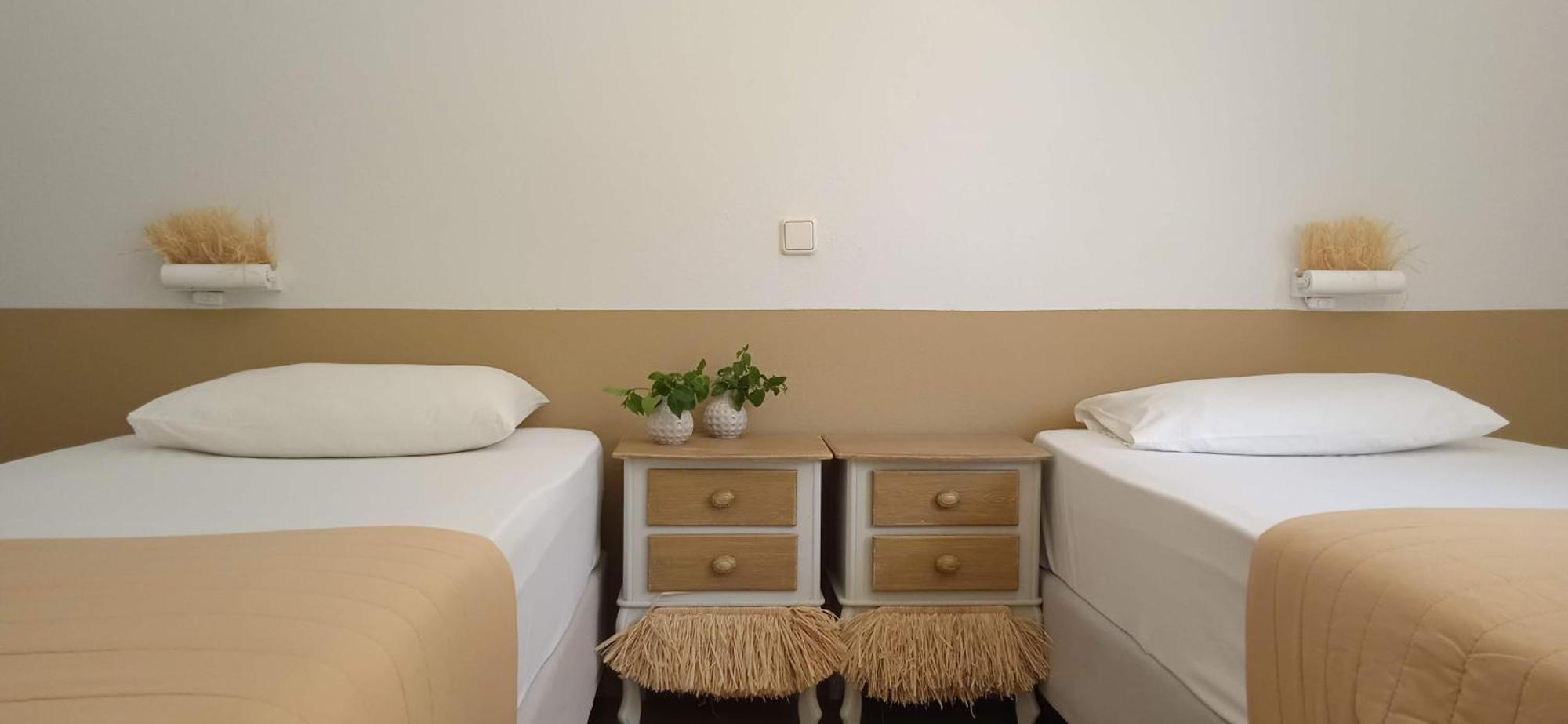 Innjoy Space Glyfada  Bilik gambar